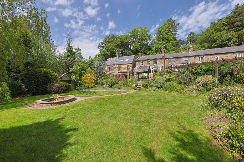 Far Hill Ashover